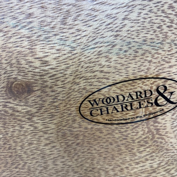 Woodard & Charles Acacia Serve Cutting Board - Picture 3 of 4